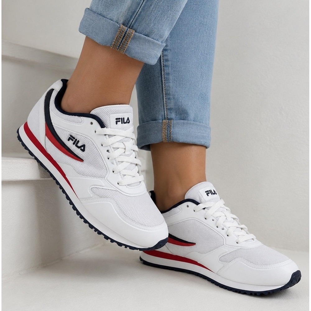 FILA Forerunner White Textile Navy Red Accents 5CM00153-125 Womens Sneaker Sz 9